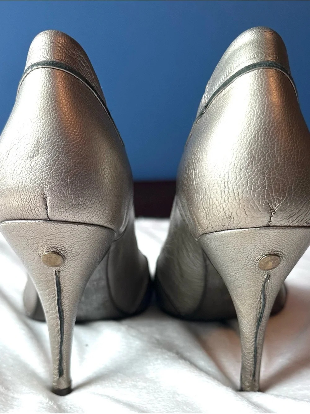 Fly Girl London Silver Pewter Metallic High Heel Pumps 9 Round Toe Portugal
